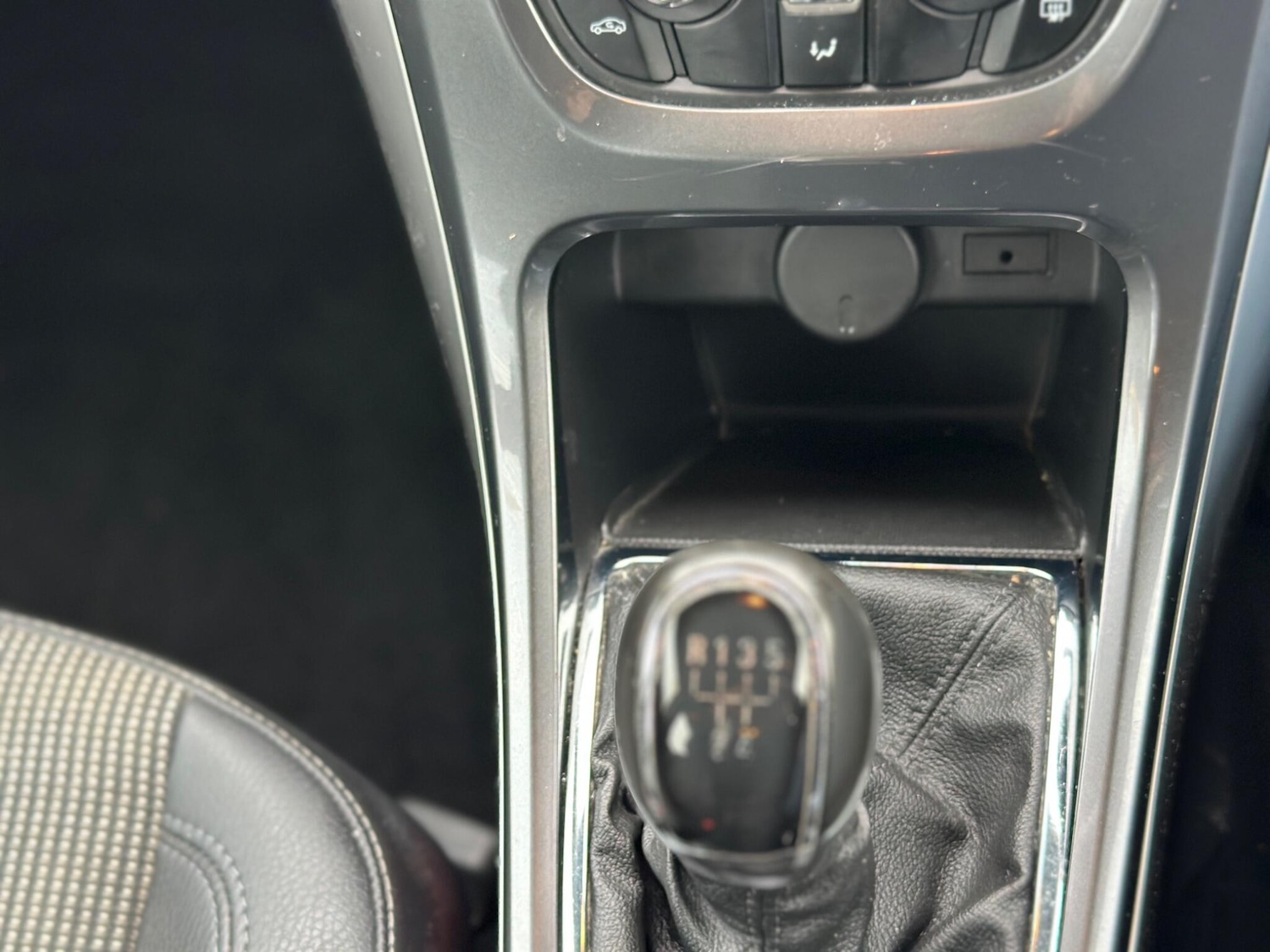 Used Vauxhall Astra 2014 for sale - 77993983: Photo 43