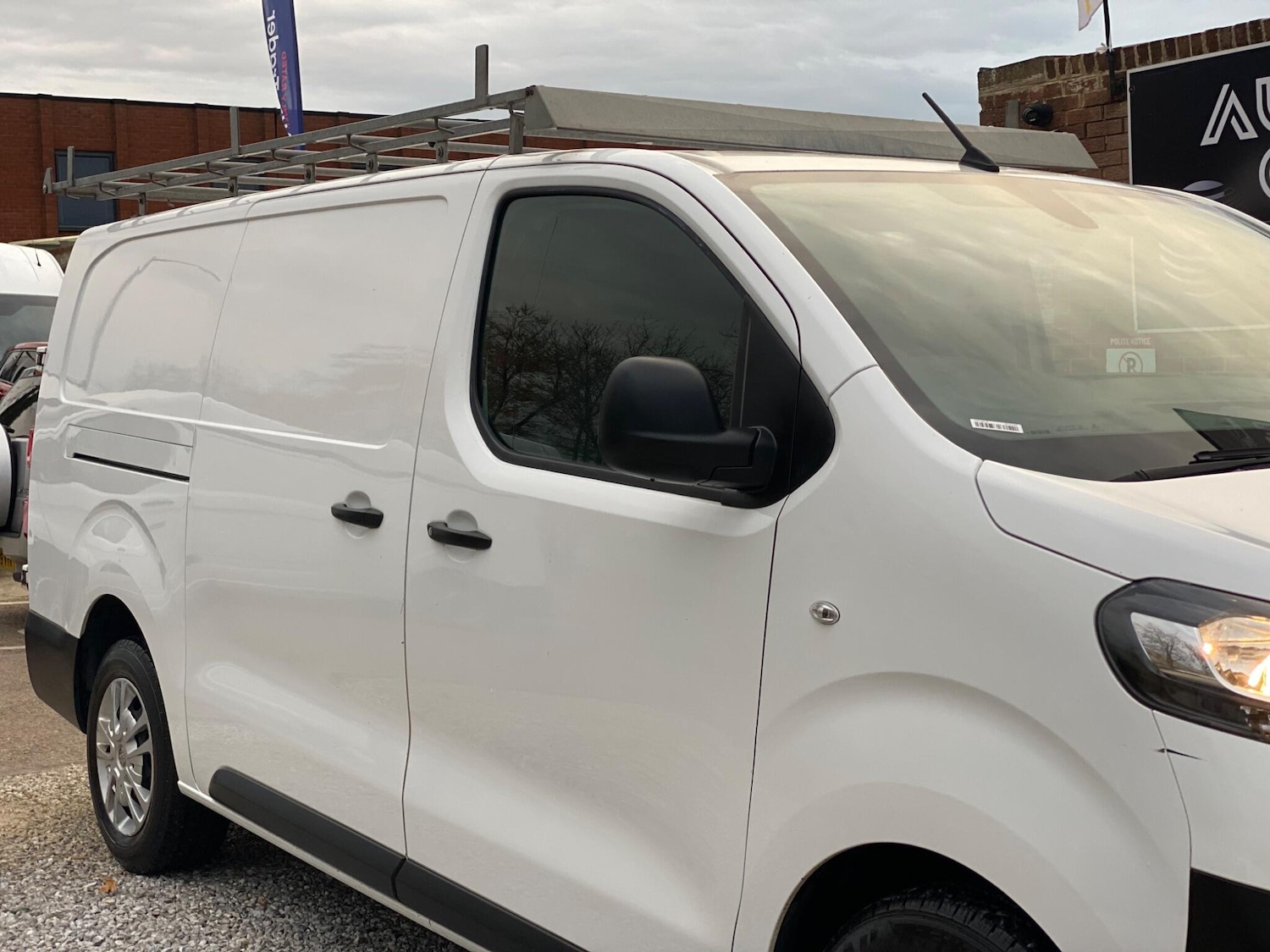 Used Vauxhall Vivaro 2020 for sale - 76992360: Photo 16