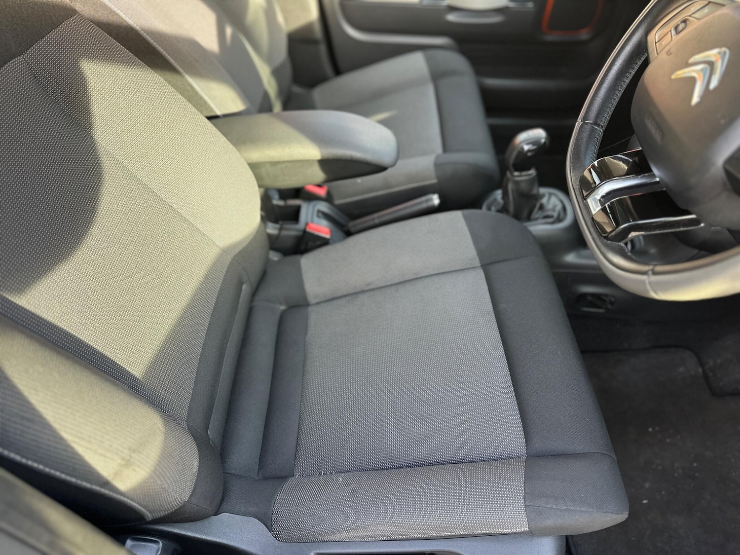 Used Citroen C4 Cactus 2017 for sale - 78171167: Photo 31