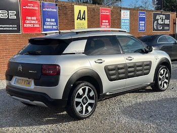 Used Citroen C4 Cactus 2017 for sale - 78171167: Photo
