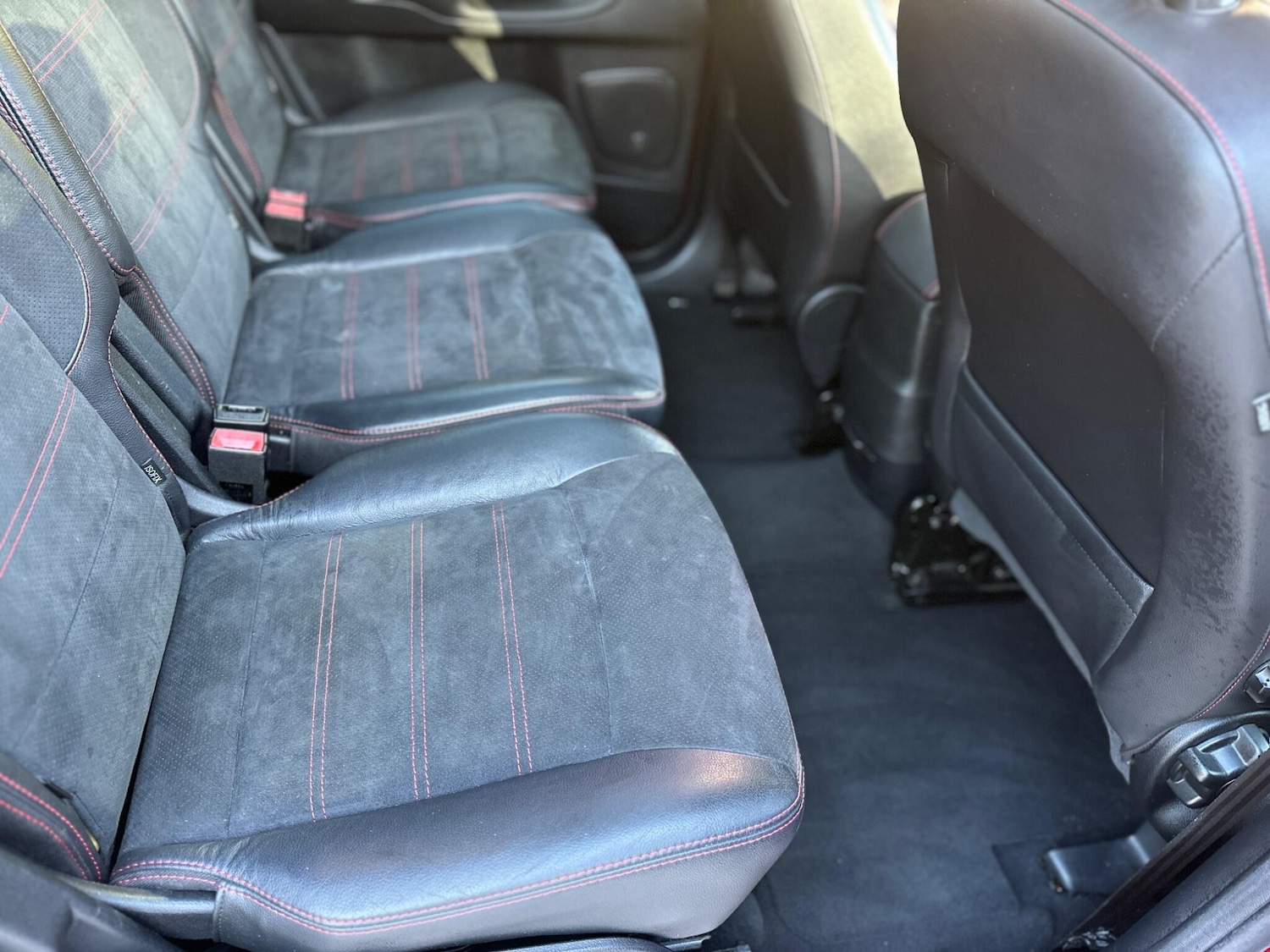 Used Ford S-Max 2014 for sale - 76918514: Photo 28