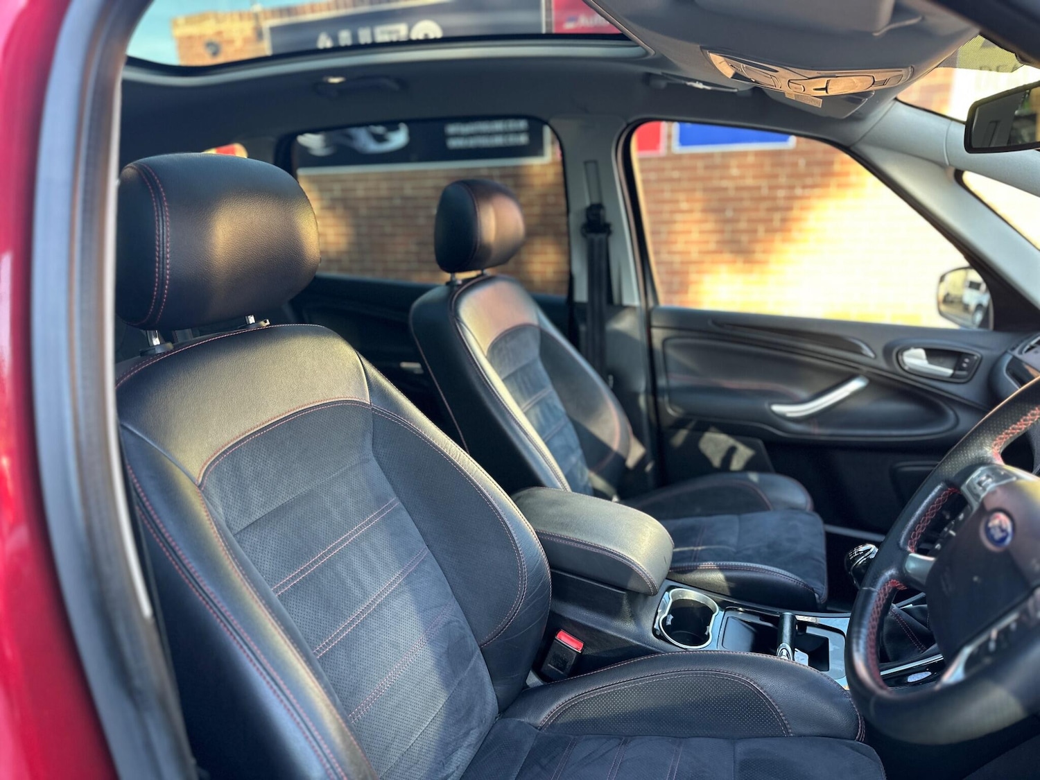 Used Ford S-Max 2014 for sale - 76918514: Photo 6