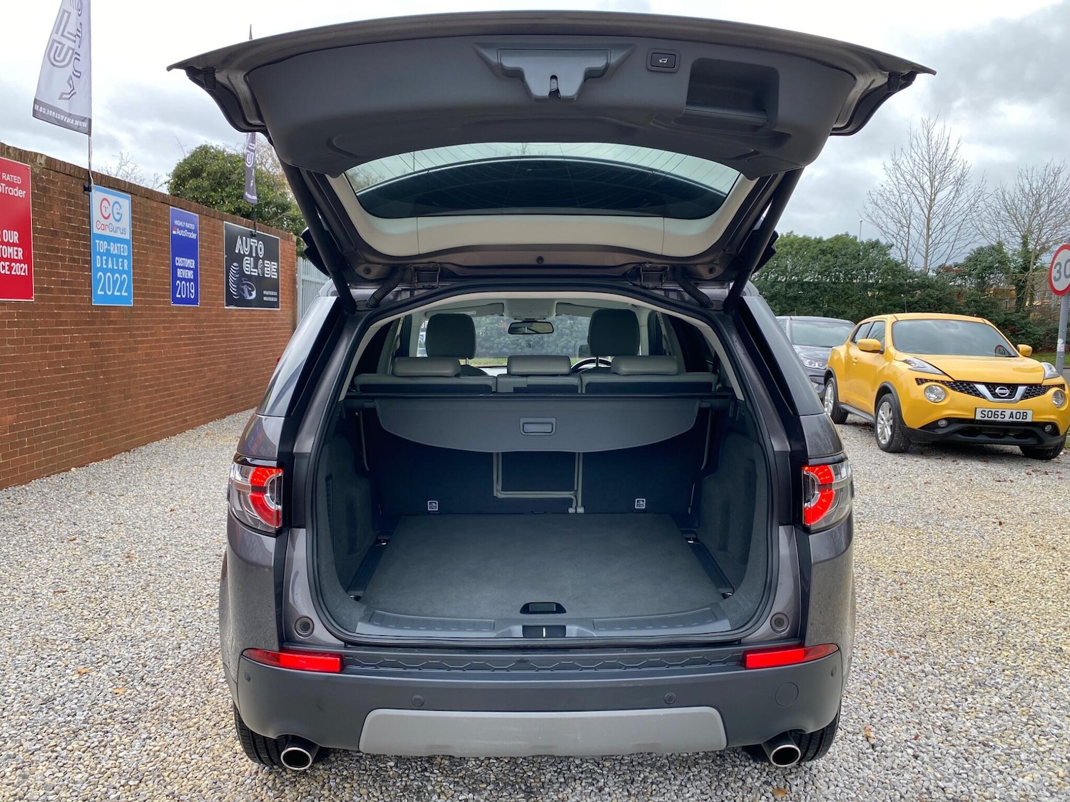 Used Land Rover Discovery Sport for sale - 76996218: Photo 11