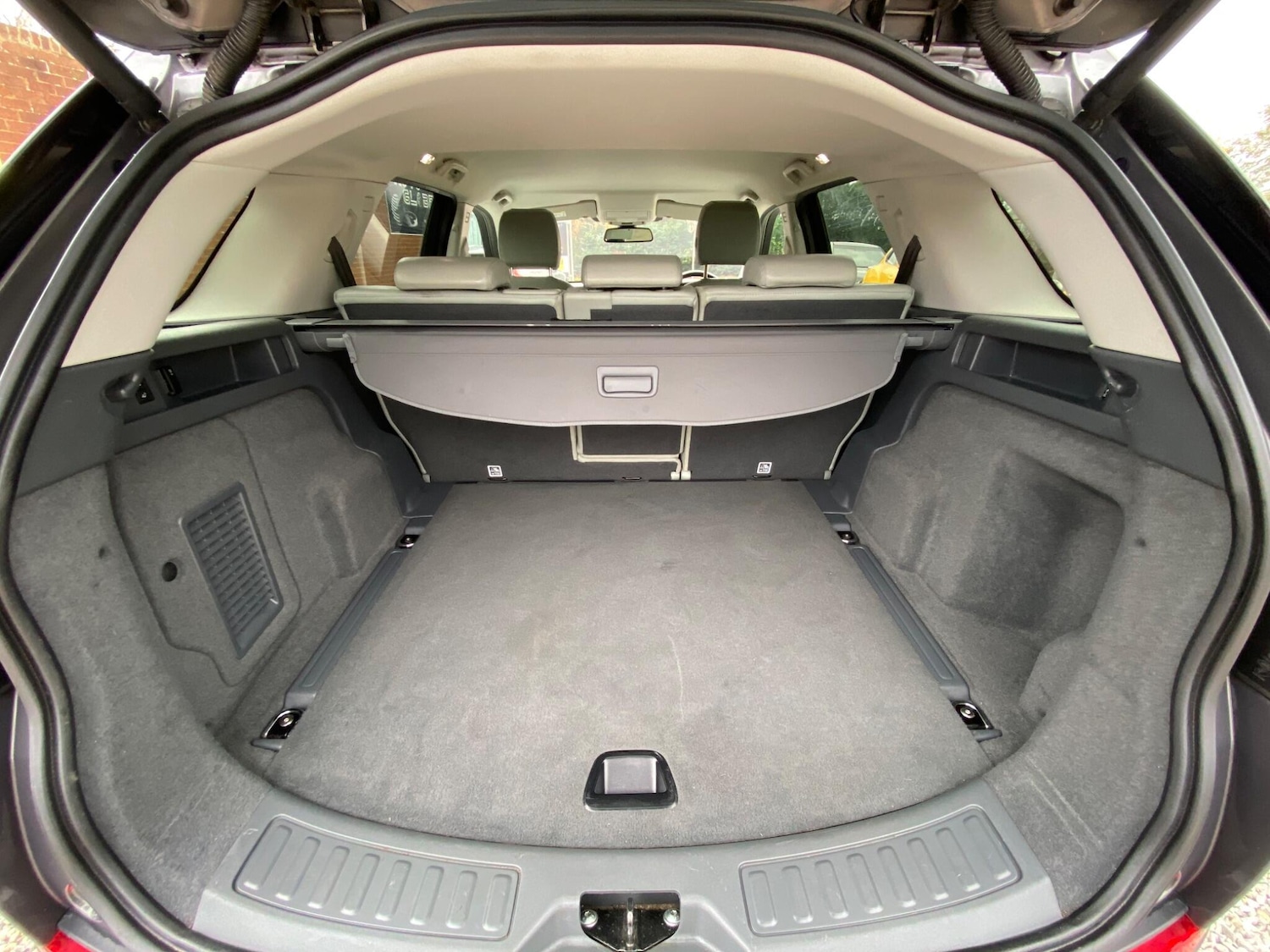 Used Land Rover Discovery Sport for sale - 76996218: Photo 32