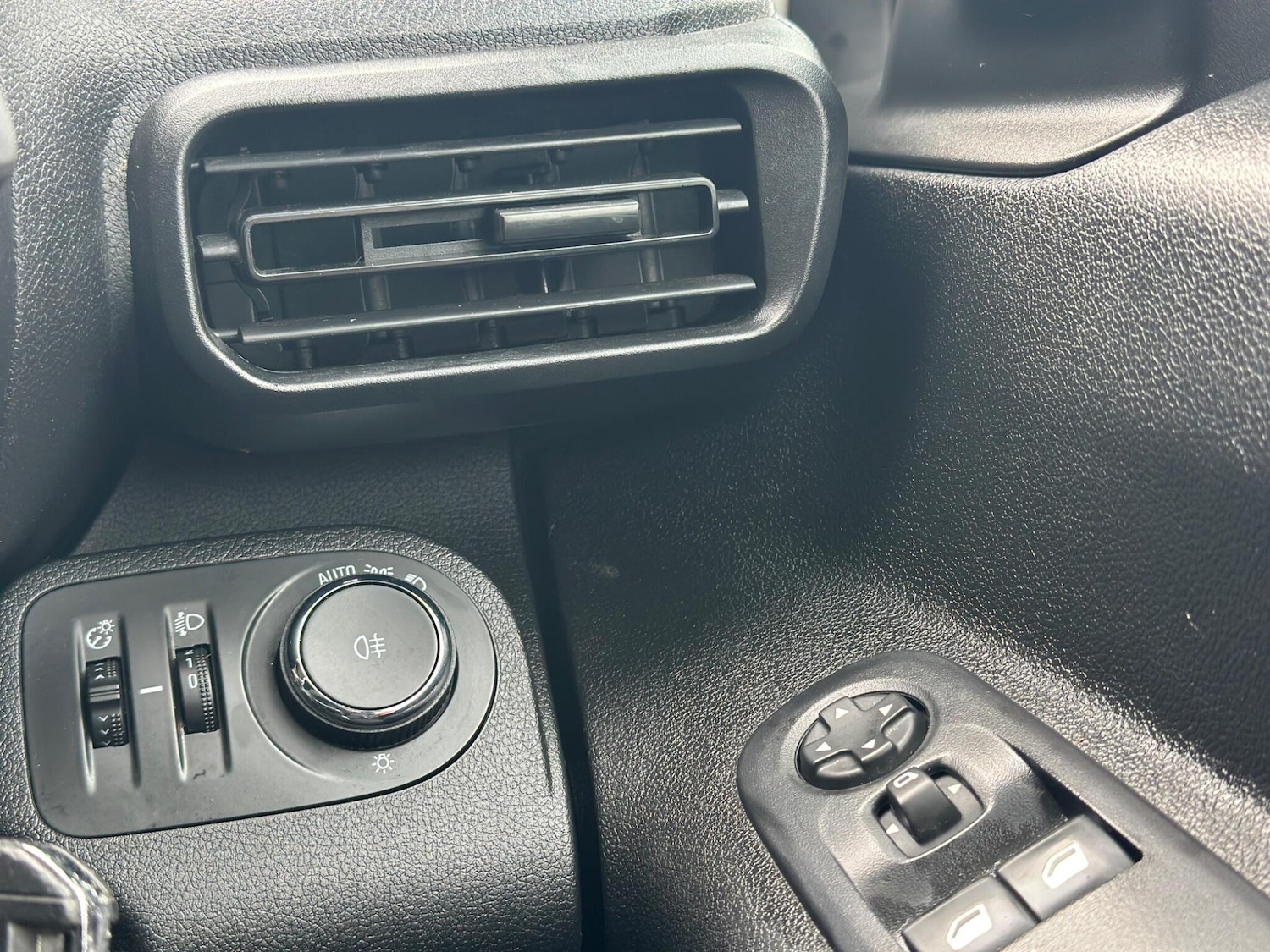 Used Vauxhall Combo 2020 for sale - 77497309: Photo 39