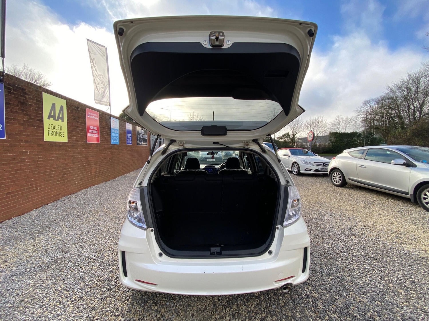 Used Honda Jazz 2024 for sale - 77203828: Photo 30