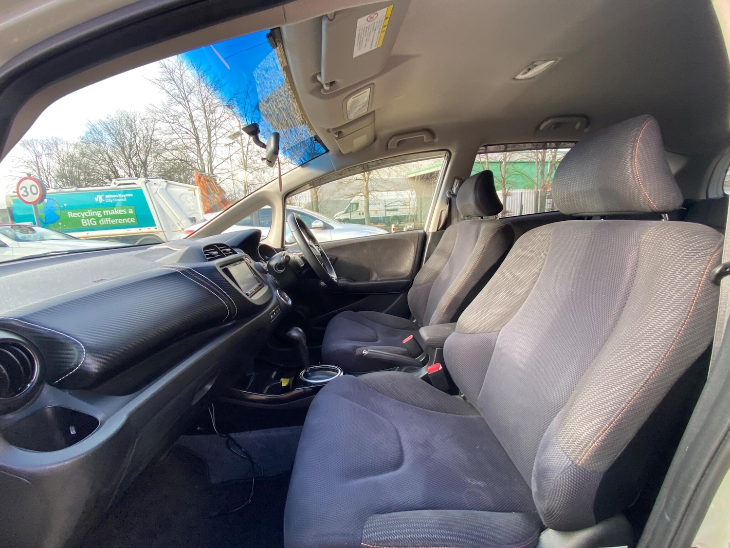 Used Honda Jazz 2024 for sale - 77203828: Photo 54