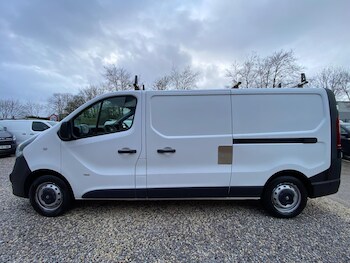 Used Vauxhall Vivaro 2015 for sale - 77469104: Photo