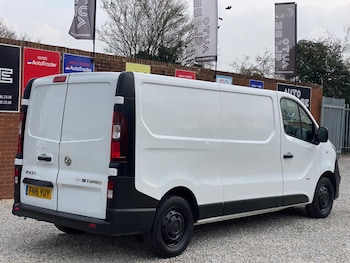 Used Vauxhall Vivaro 2016 for sale - 77957831: Photo