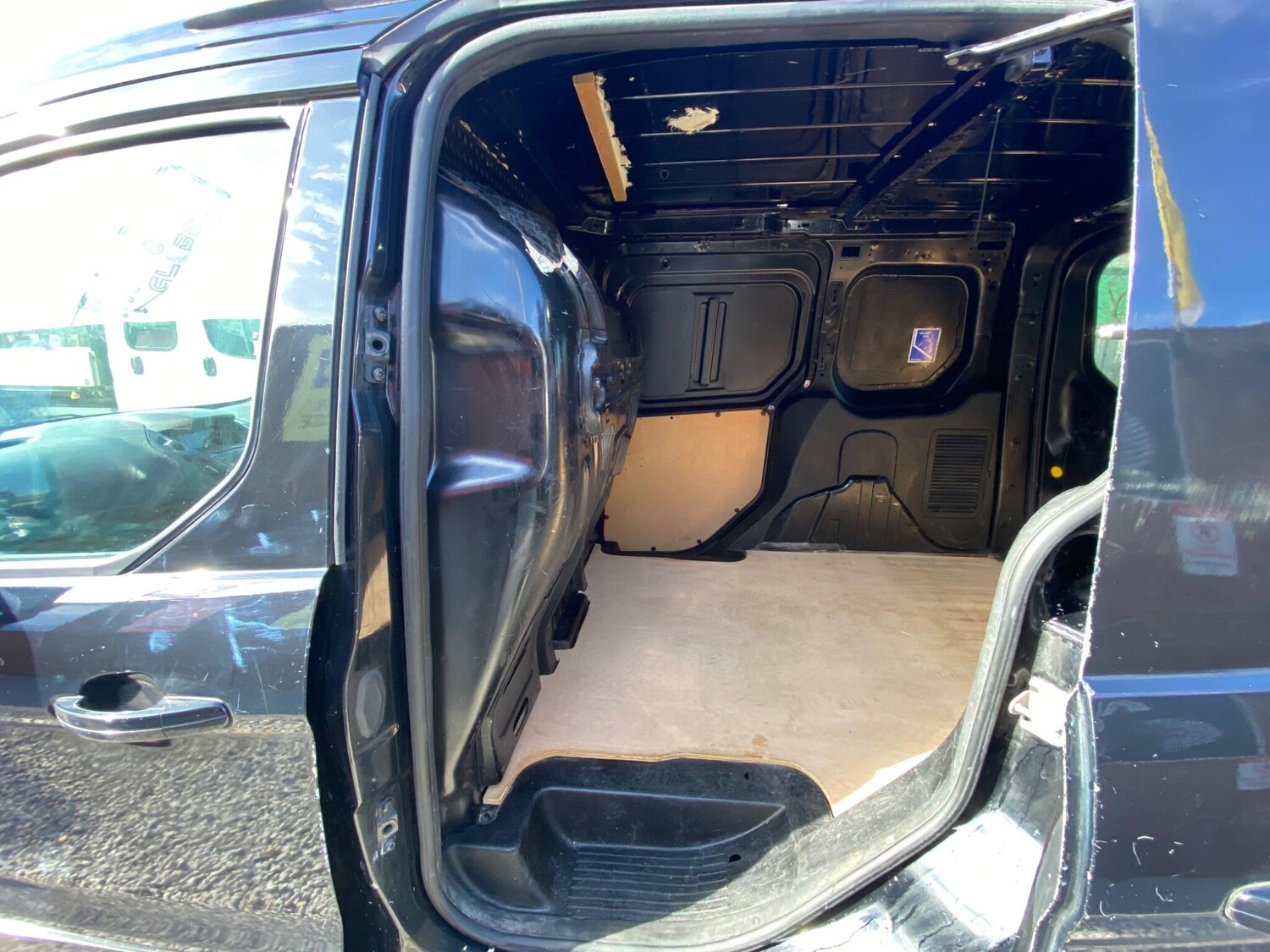 Used Ford Transit Connect 2017 for sale - 78204338: Photo 37