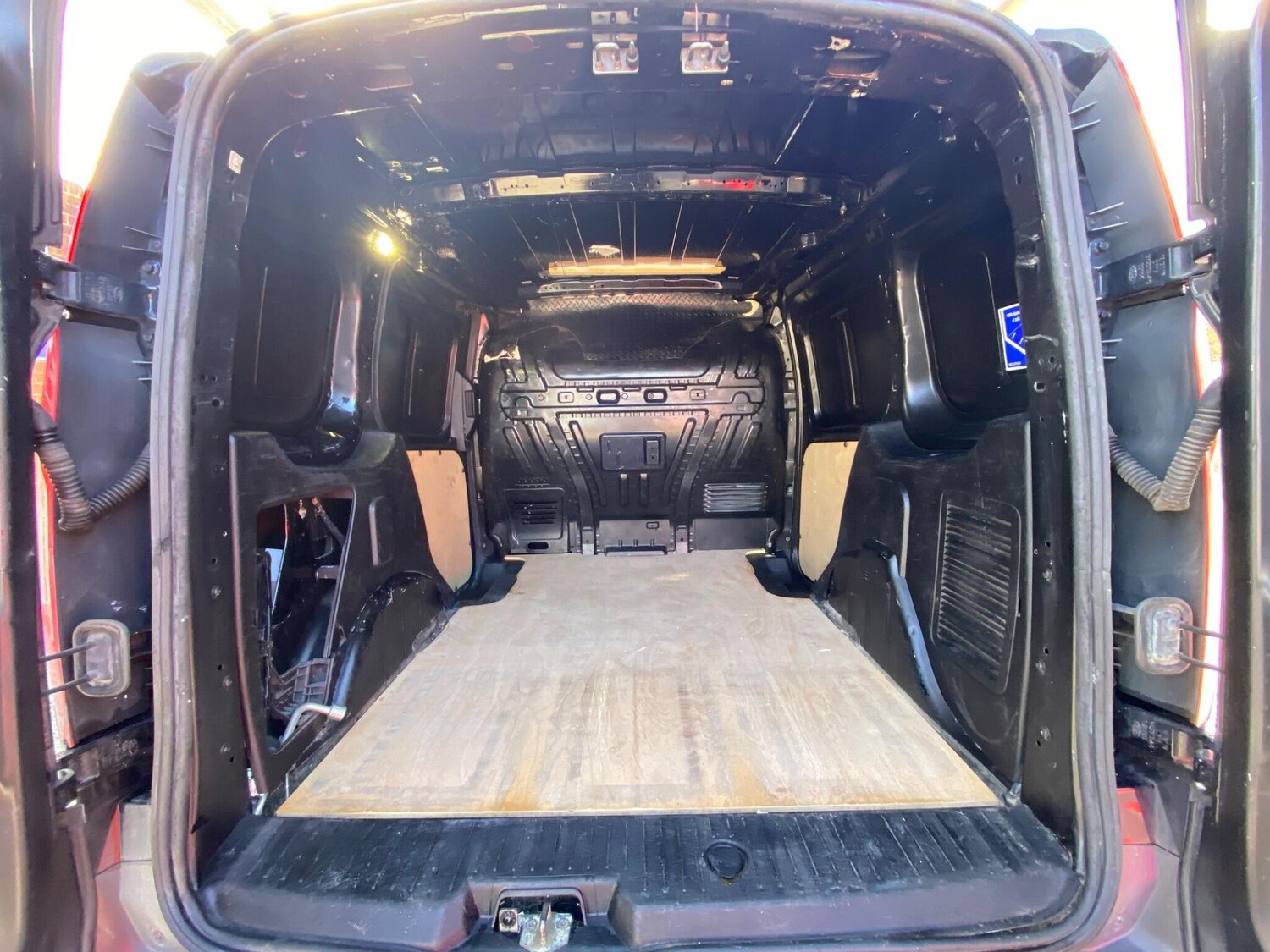 Used Ford Transit Connect 2017 for sale - 78204338: Photo 6