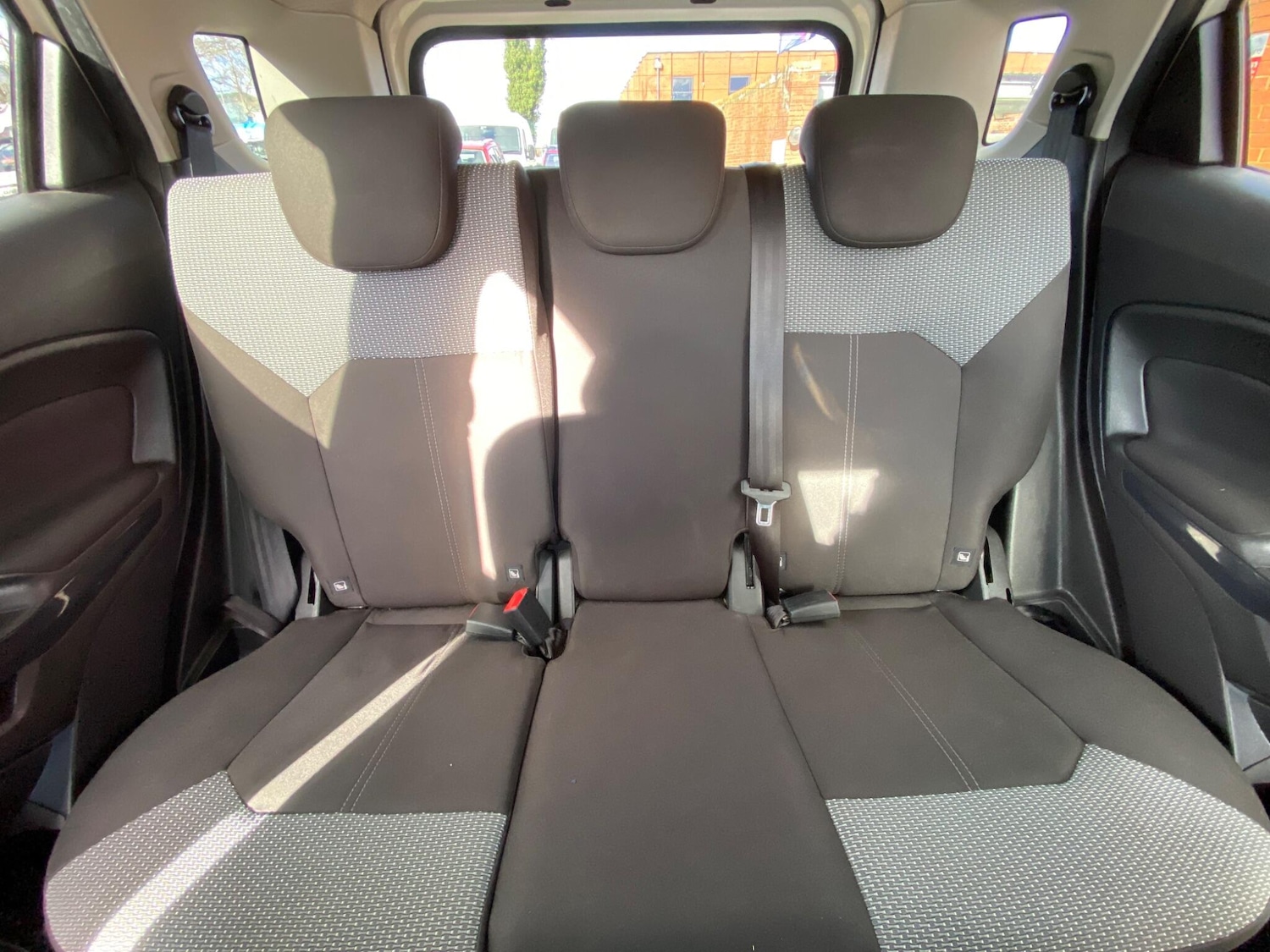 Used Ford Ecosport 2015 for sale - 77573885: Photo 13