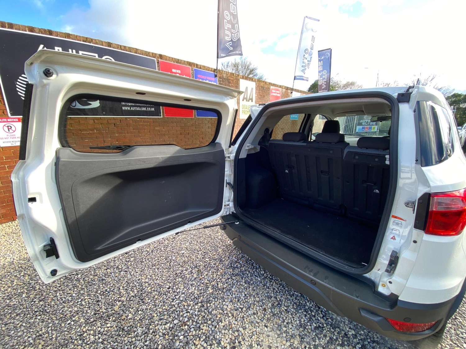 Used Ford Ecosport 2015 for sale - 77573885: Photo 14