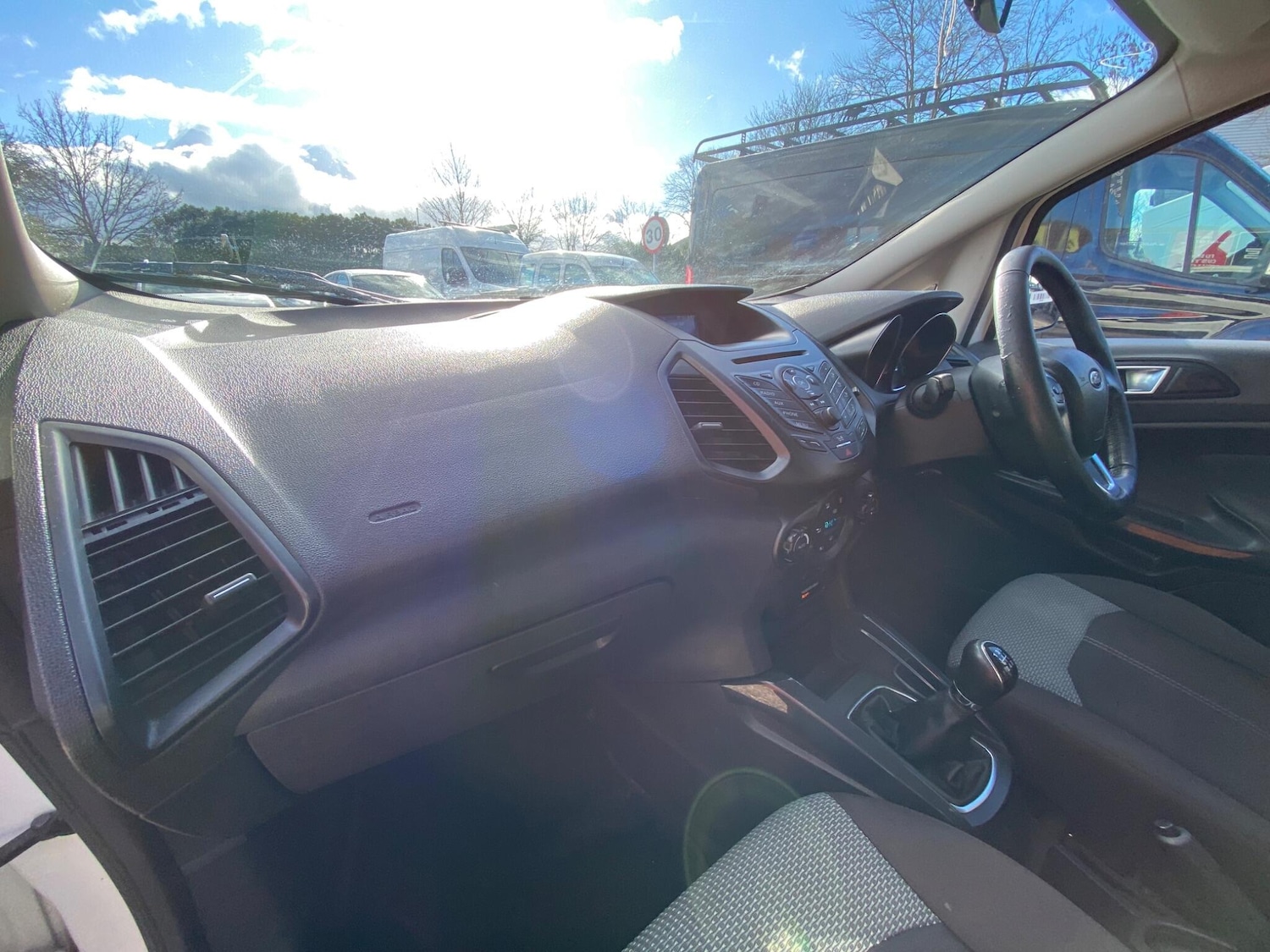 Used Ford Ecosport 2015 for sale - 77573885: Photo 16