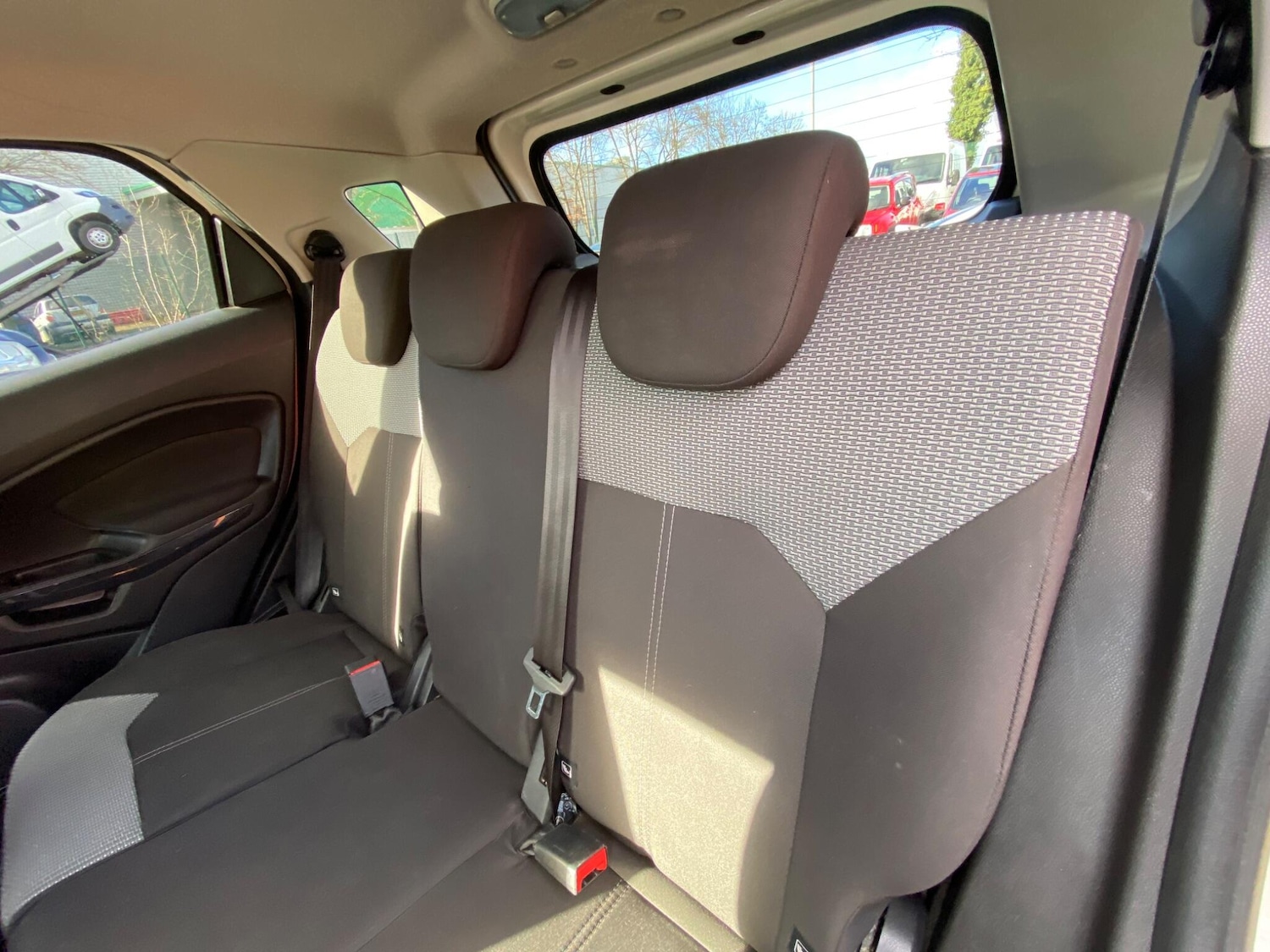 Used Ford Ecosport 2015 for sale - 77573885: Photo 20