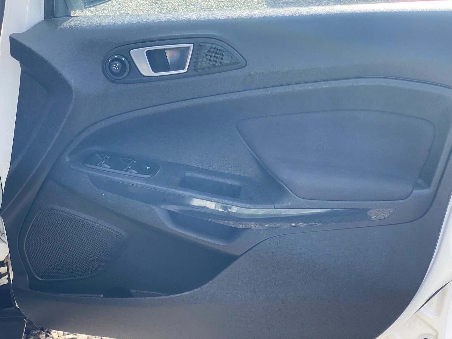 Used Ford Ecosport 2015 for sale - 77573885: Photo 27