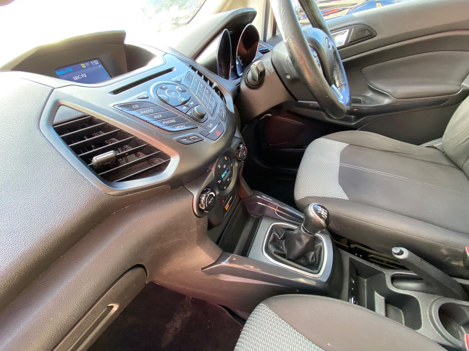 Used Ford Ecosport 2015 for sale - 77573885: Photo 31