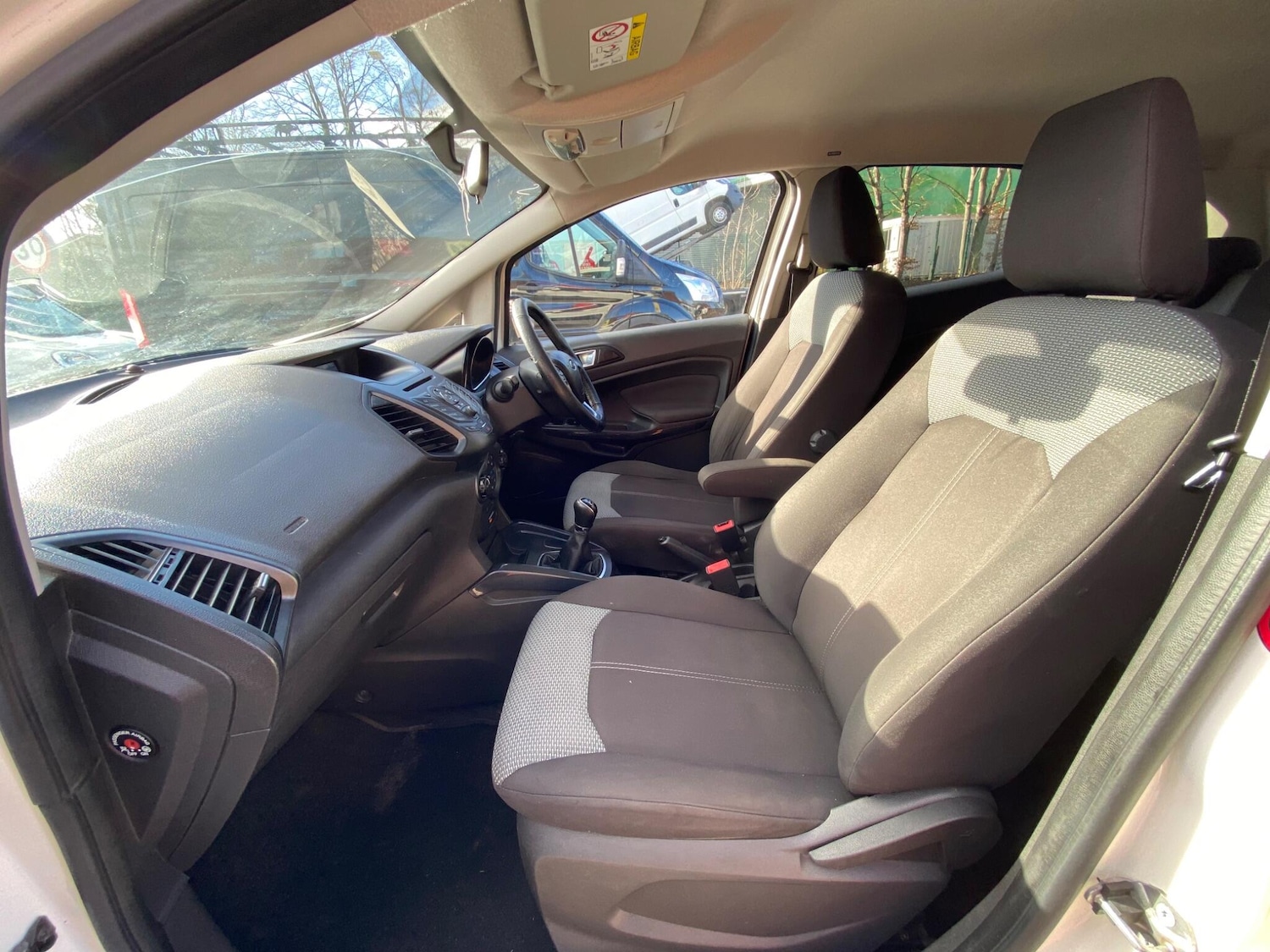 Used Ford Ecosport 2015 for sale - 77573885: Photo 40