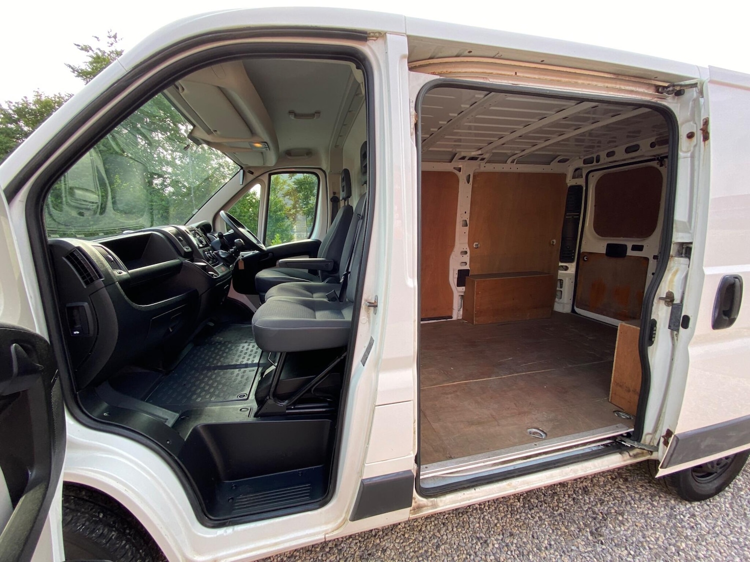 Vehicle 44