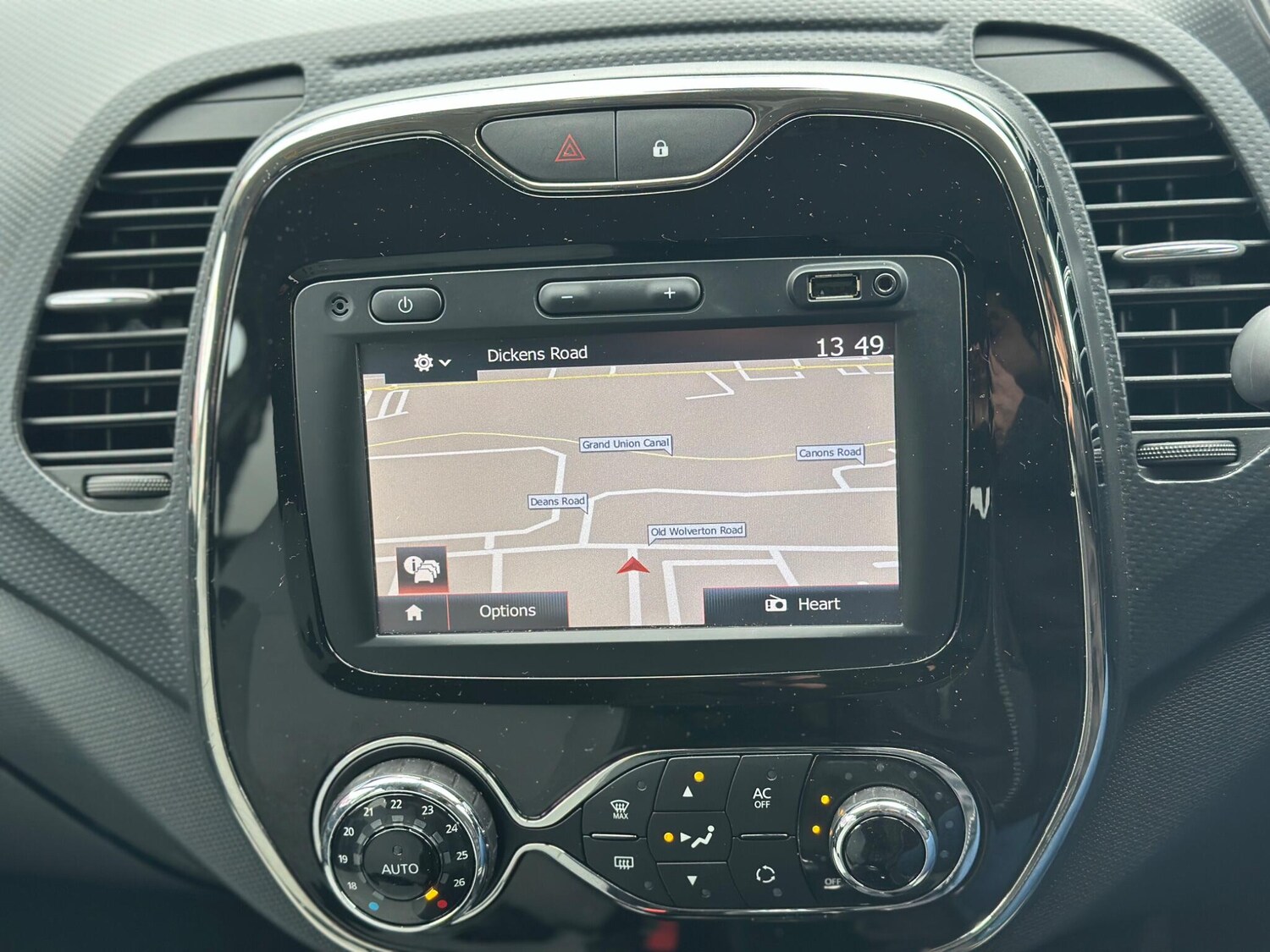 Used Renault Captur 2014 for sale - 77839592: Photo 10