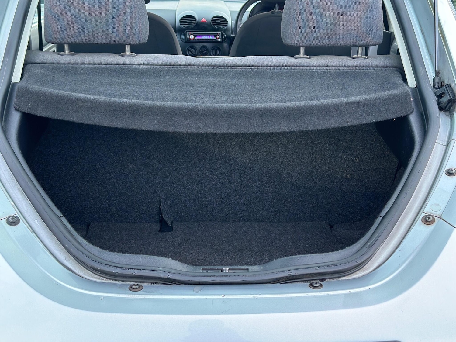 Used Volkswagen Beetle 2005 for sale - 77612147: Photo 21