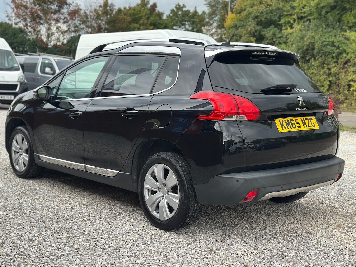 Used Peugeot 2008 2015 for sale - 76072580: Photo 4