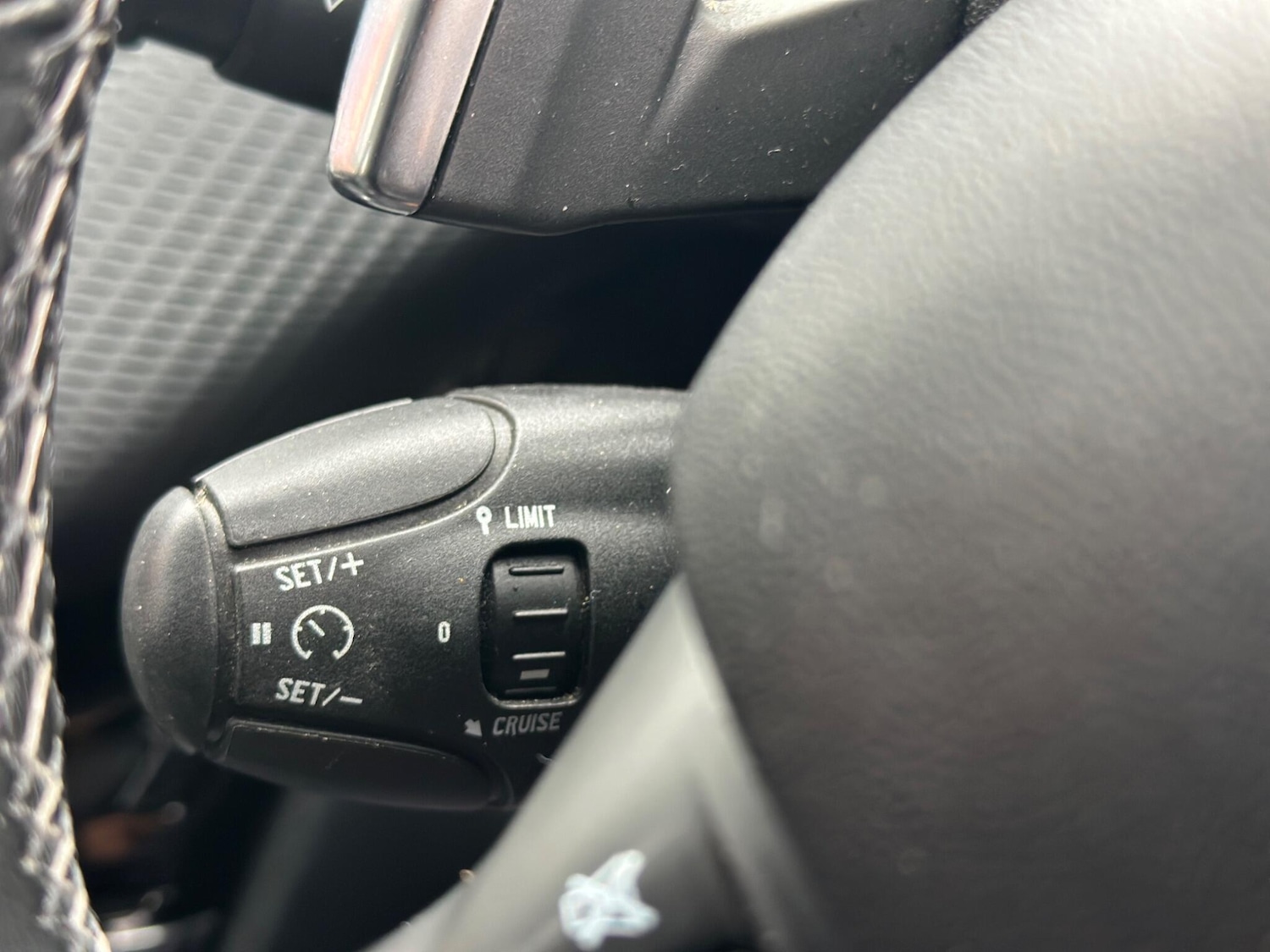 Used Peugeot 2008 2015 for sale - 76072580: Photo 58