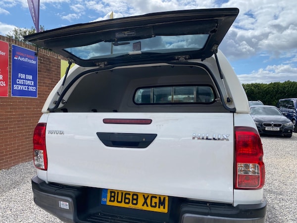 Used Toyota Hilux 2018 for sale - 75494230: Photo 10