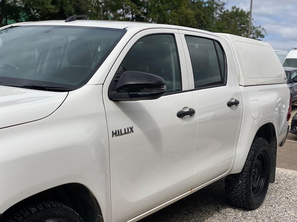 Used Toyota Hilux 2018 for sale - 75494230: Photo 25