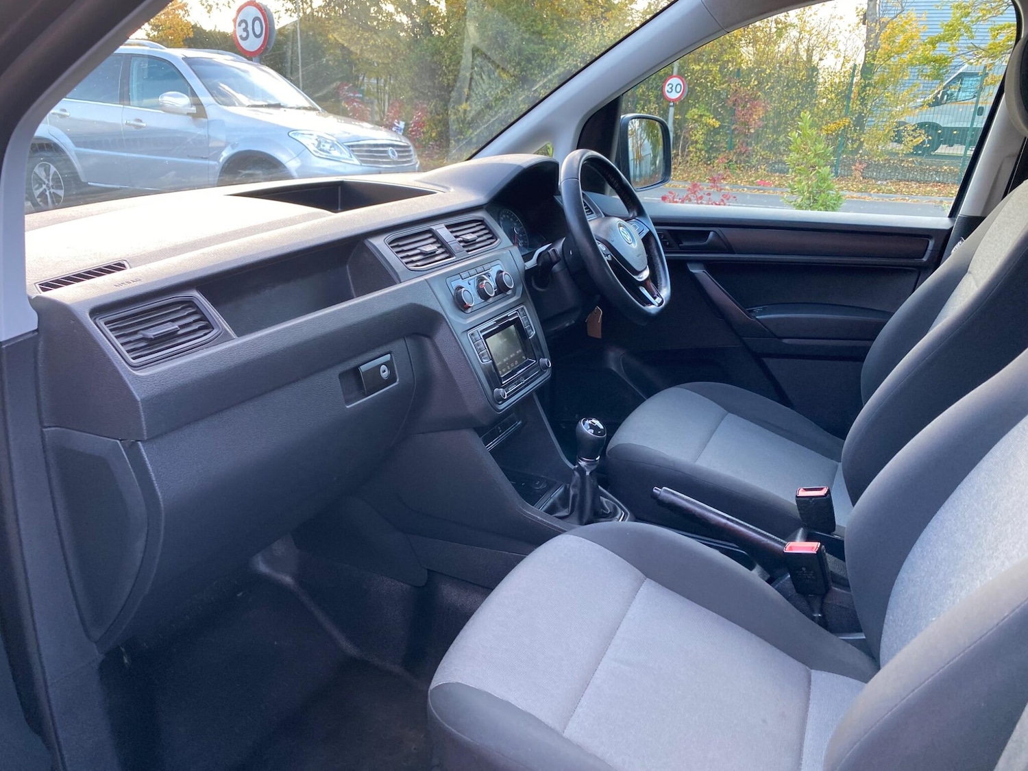 Used Volkswagen Caddy 2016 for sale - 76994572: Photo 51