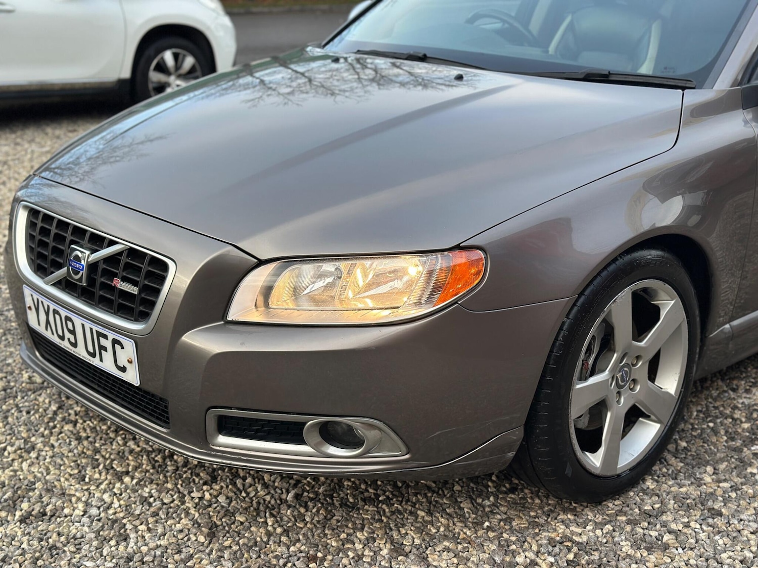 Used Volvo V70 2009 for sale - 77119859: Photo 35