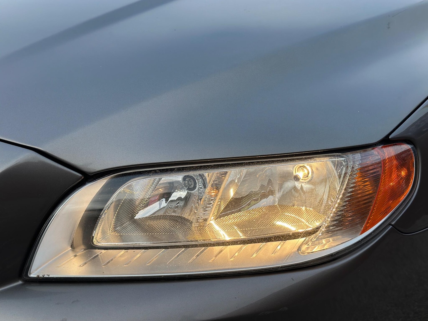 Used Volvo V70 2009 for sale - 77119859: Photo 41