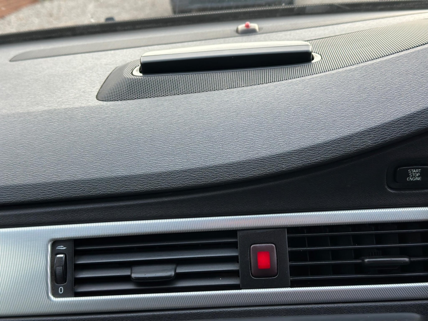 Used Volvo V70 2009 for sale - 77119859: Photo 44