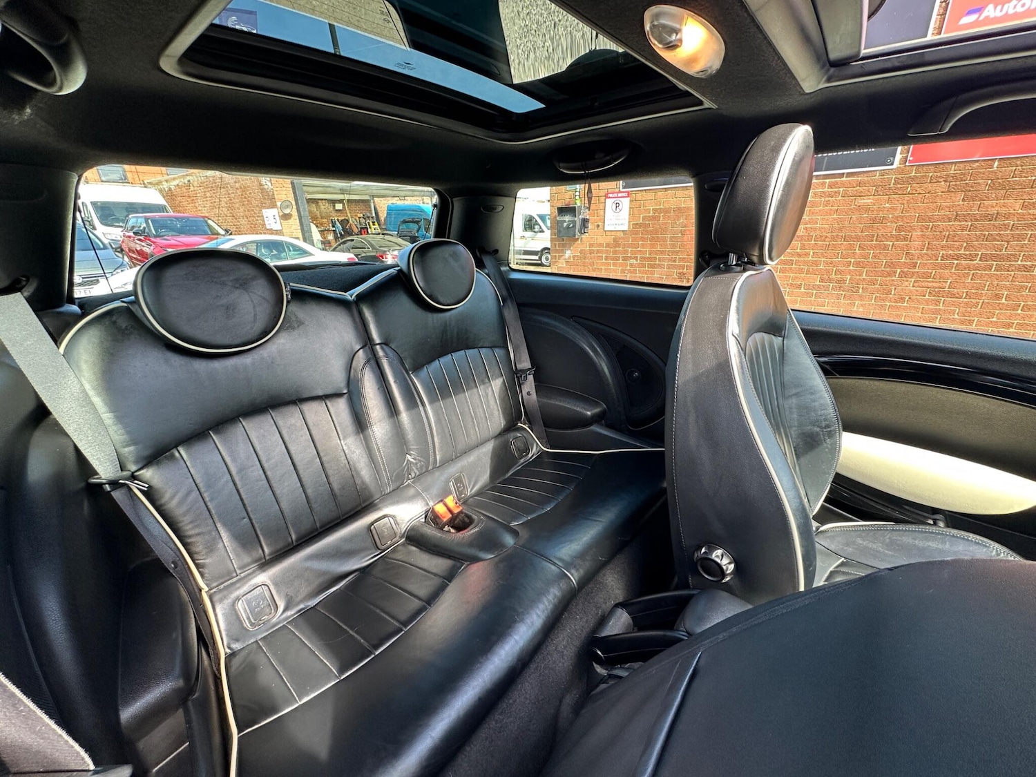 Used MINI Hatch 2011 for sale - 78034770: Photo 10