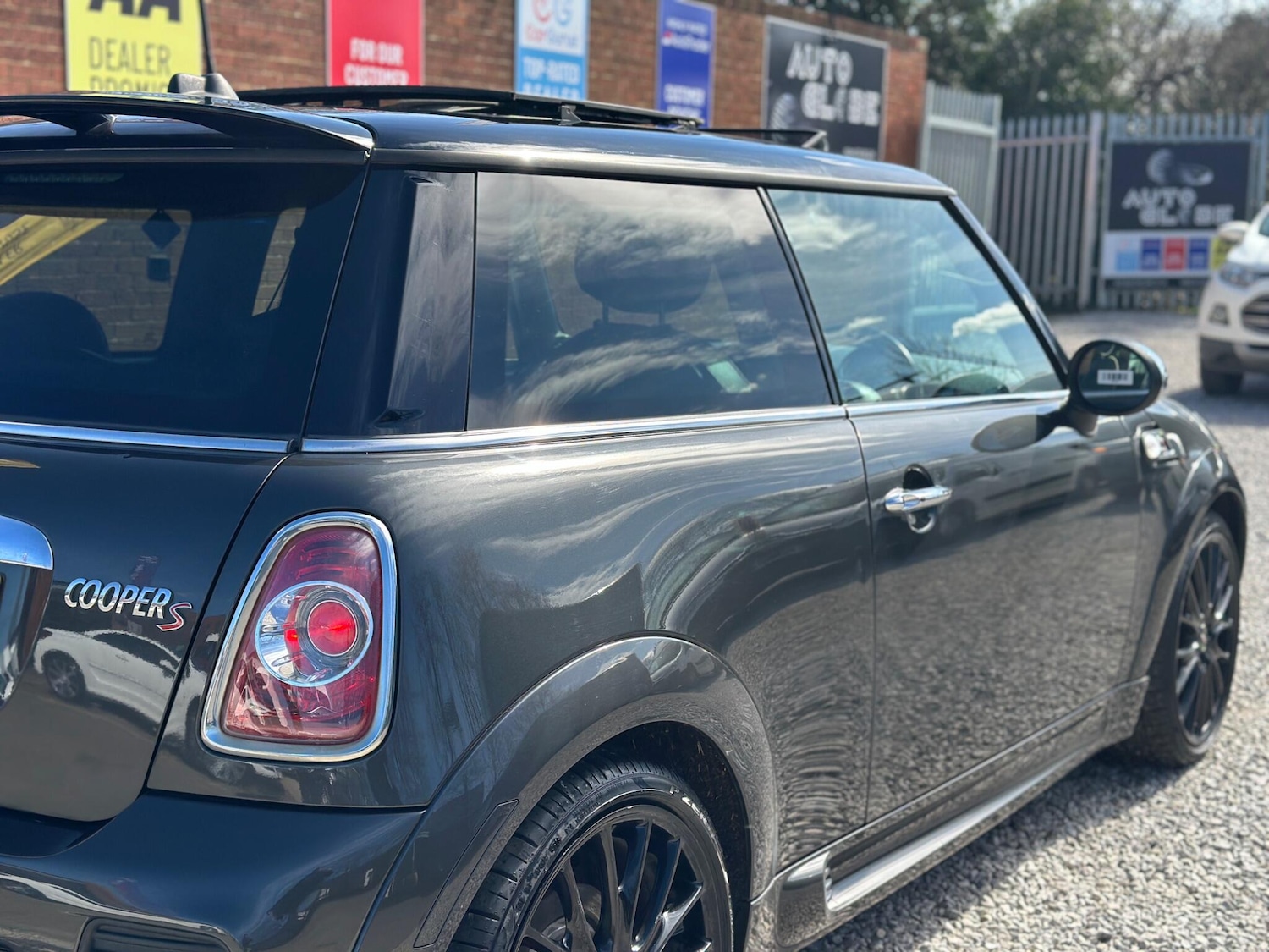 Used MINI Hatch 2011 for sale - 78034770: Photo 22