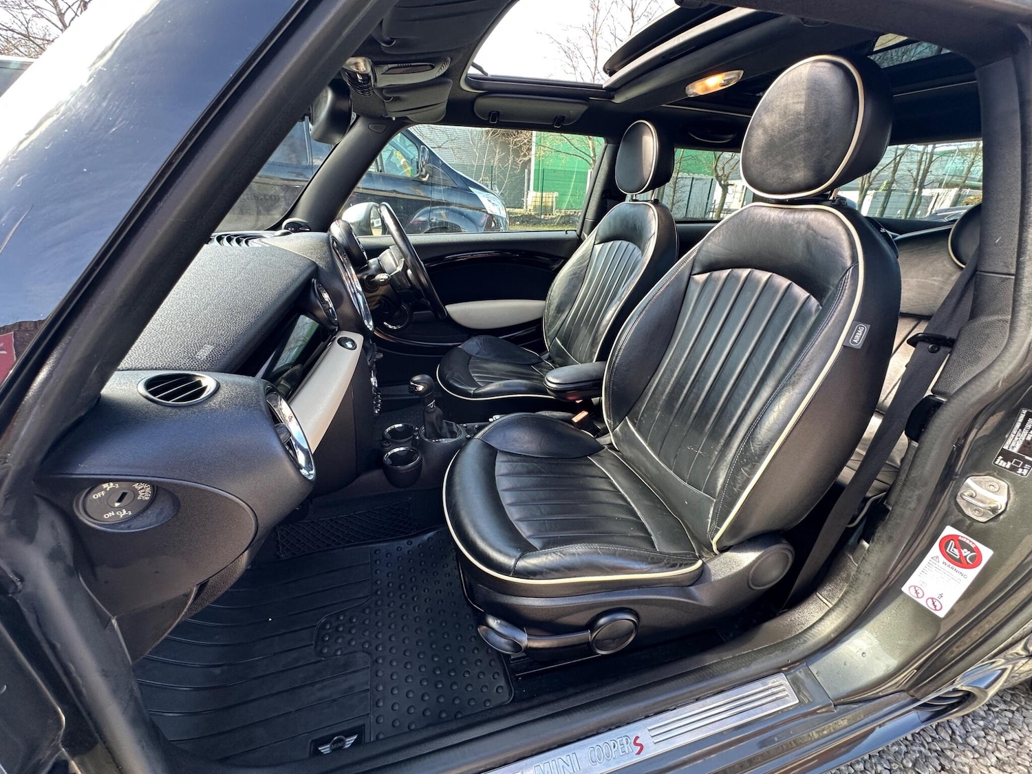 Used MINI Hatch 2011 for sale - 78034770: Photo 42