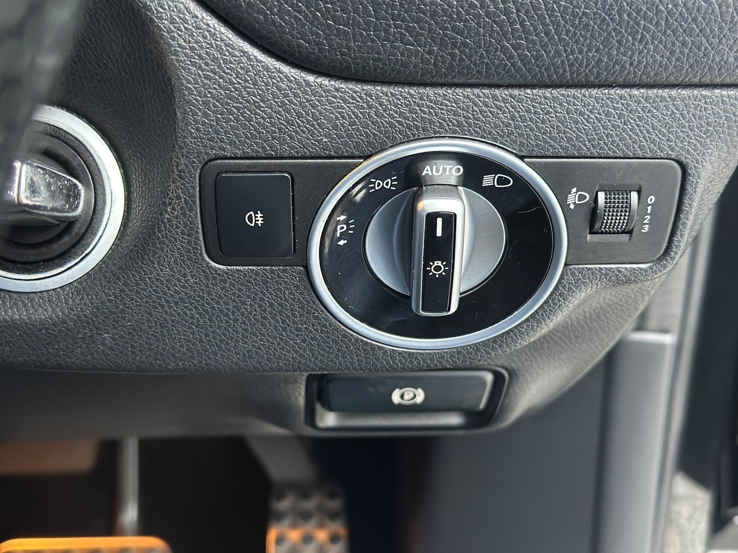 Used Mercedes-Benz GLA 2015 for sale - 77993183: Photo 56