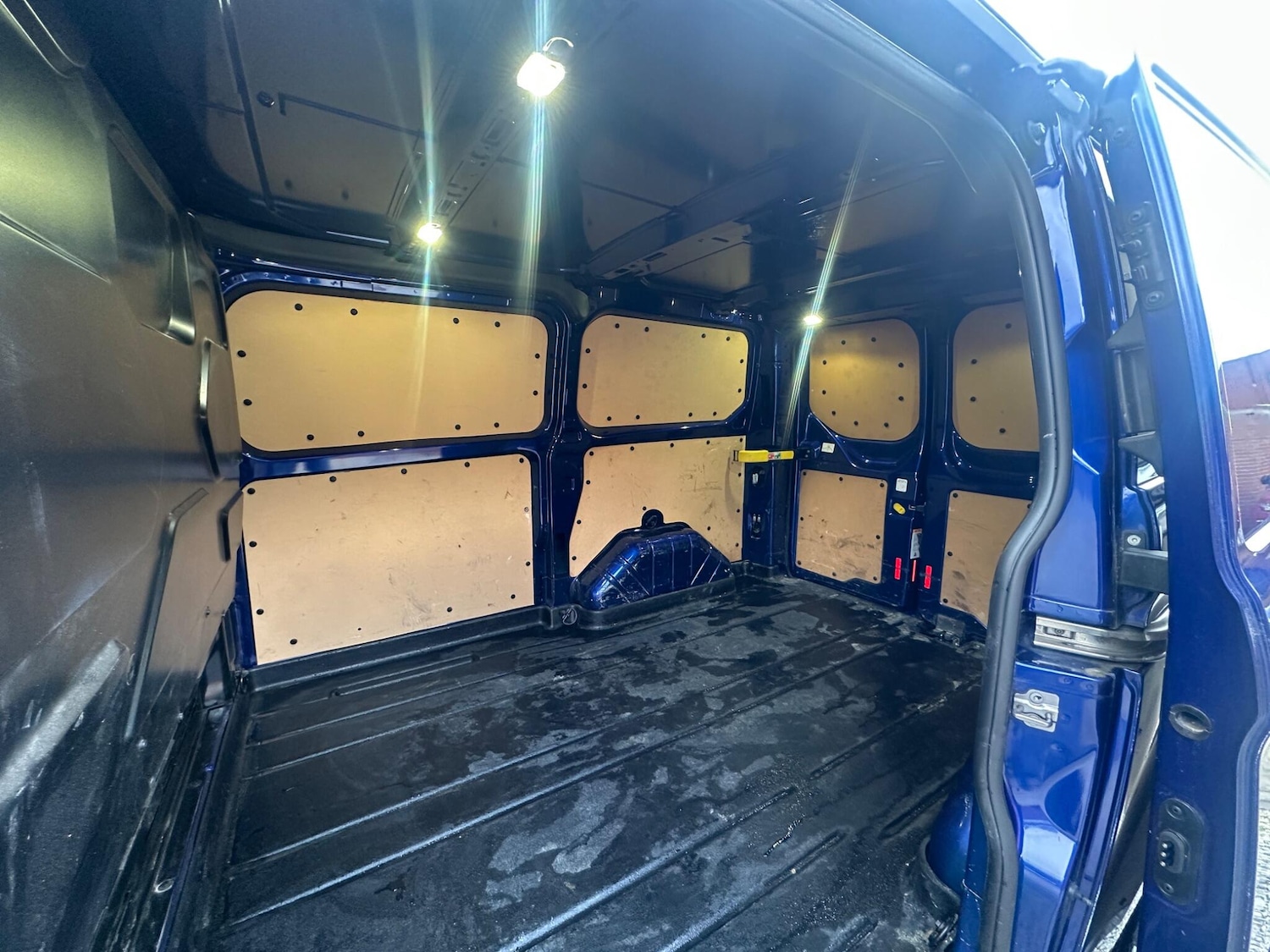 Used Ford Transit Custom 2016 for sale - 77305274: Photo 10