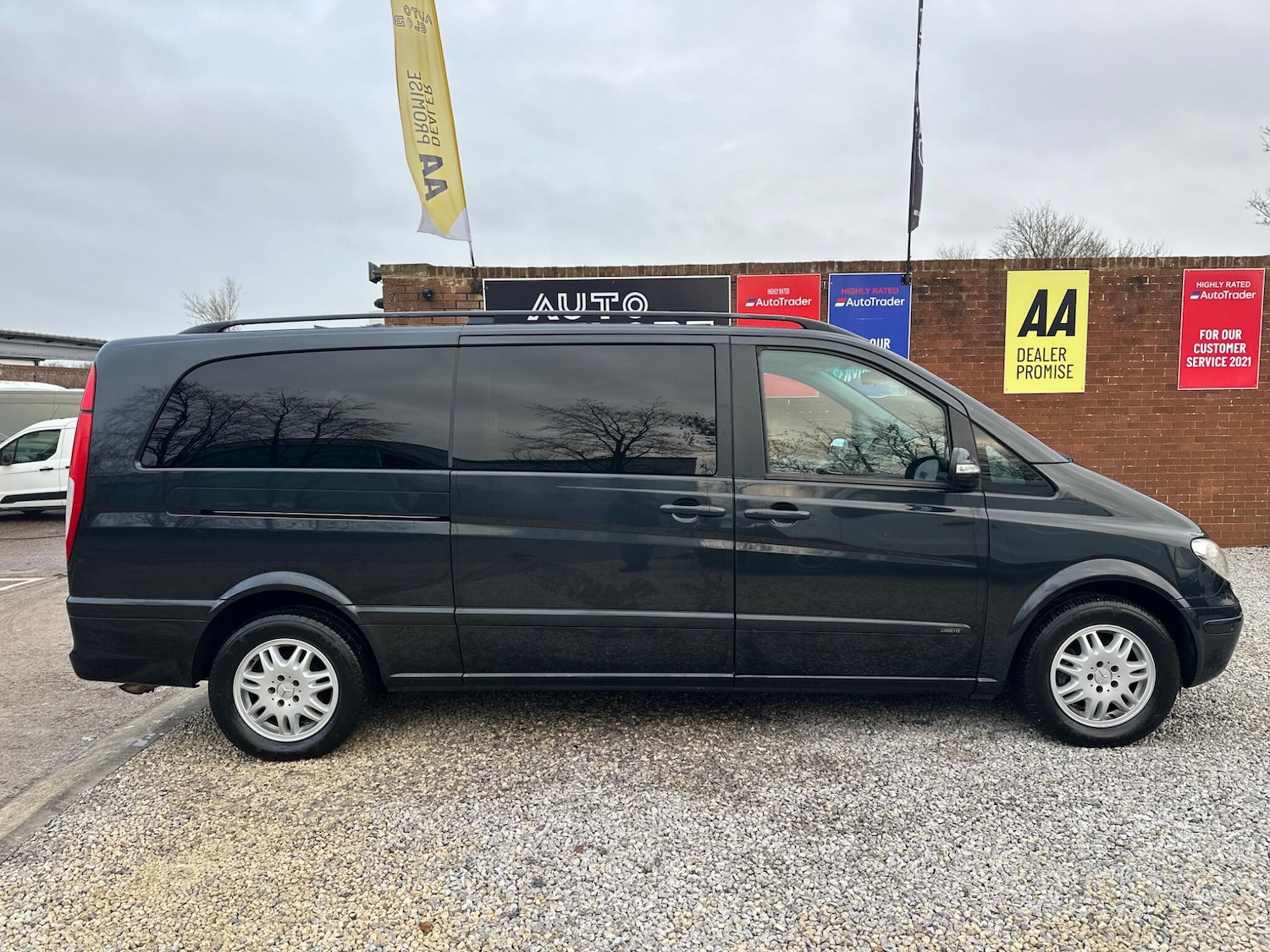 Used Mercedes-Benz Viano 2007 for sale - 77633957: Photo 21