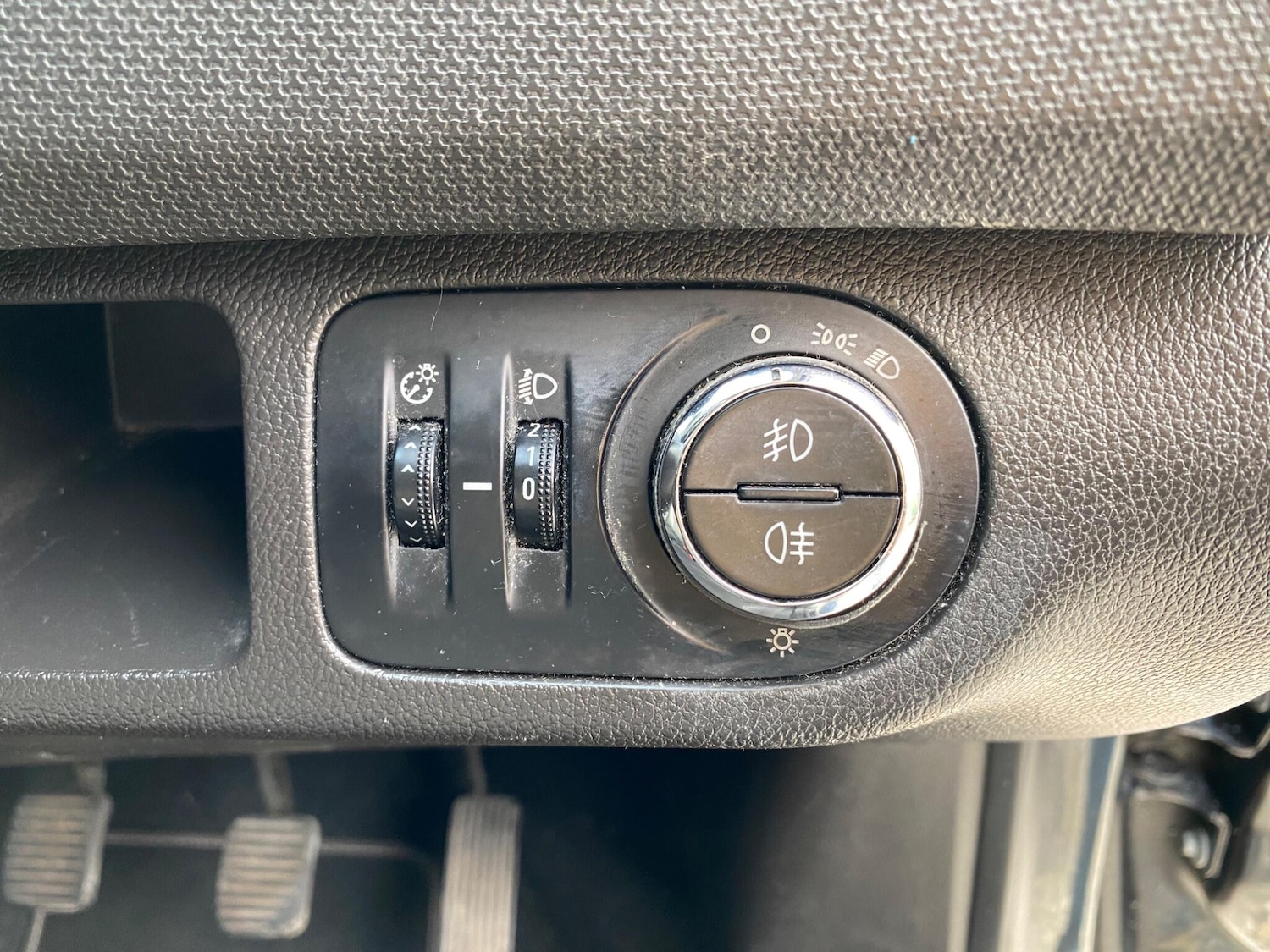 Used Vauxhall Meriva 2012 for sale - 76995515: Photo 37