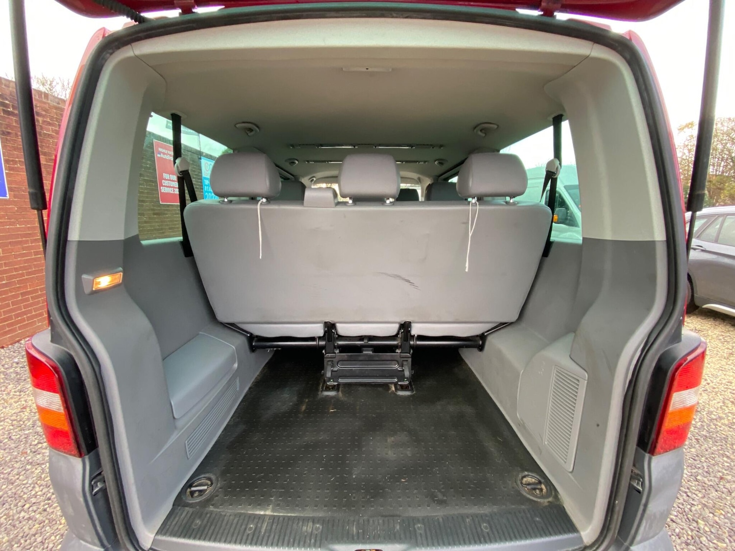 Used Volkswagen Transporter Shuttle 2009 for sale - 76772183: Photo 16