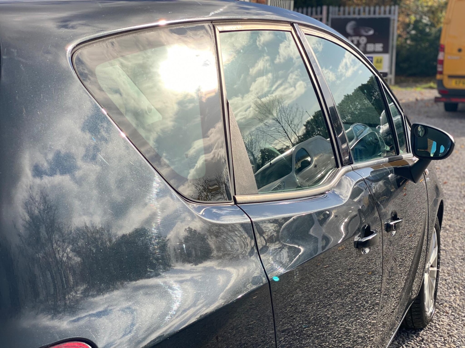 Used Vauxhall Meriva 2012 for sale - 77738053: Photo 30