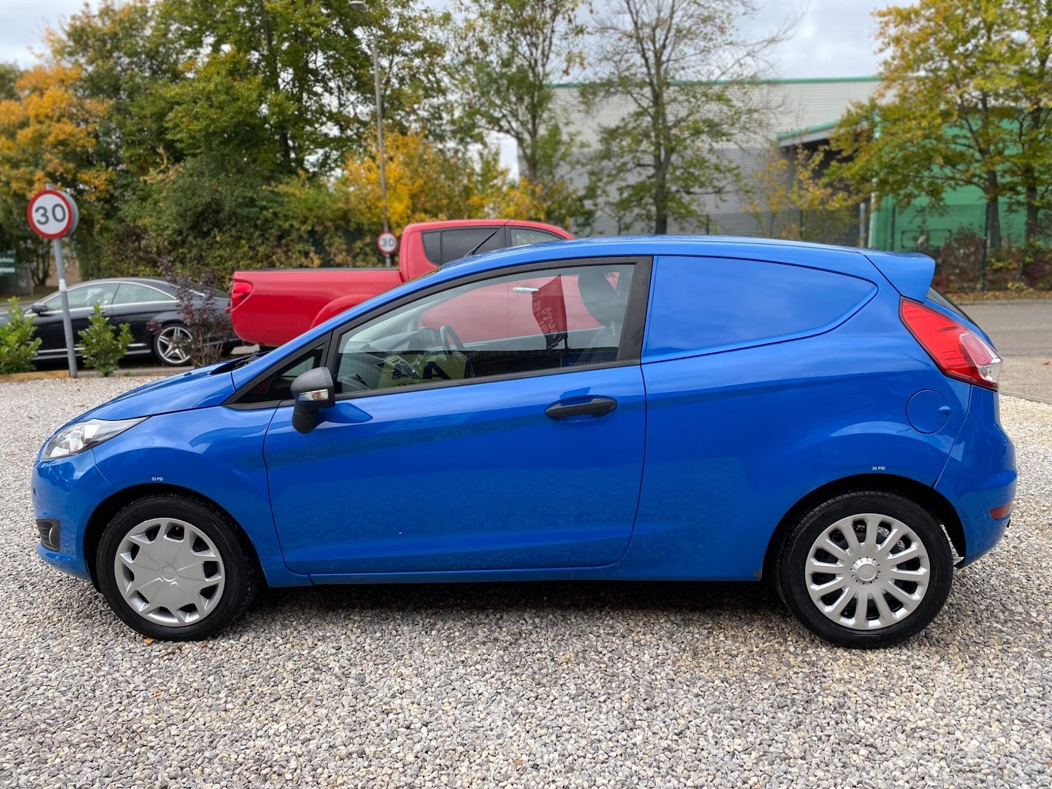 Used Ford Fiesta 2017 for sale - 76991283: Photo 18
