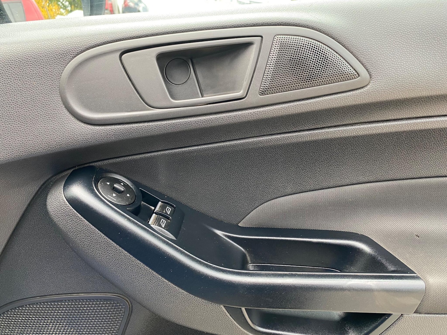 Used Ford Fiesta 2017 for sale - 76991283: Photo 28