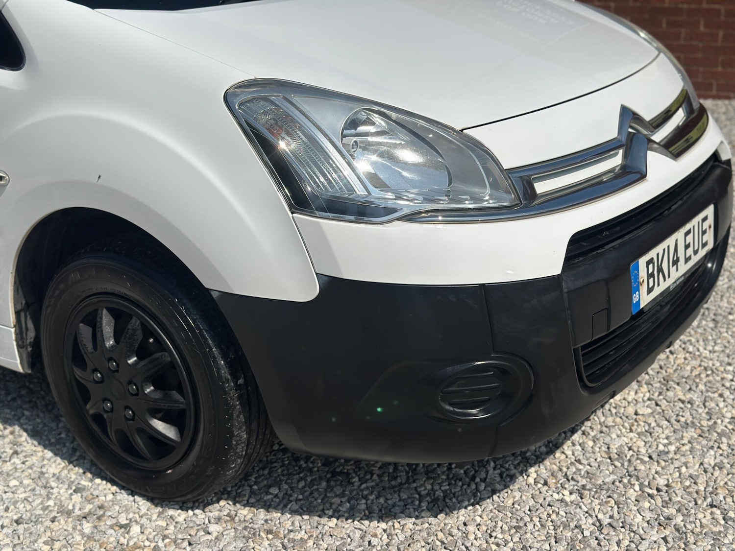 Vehicle 33