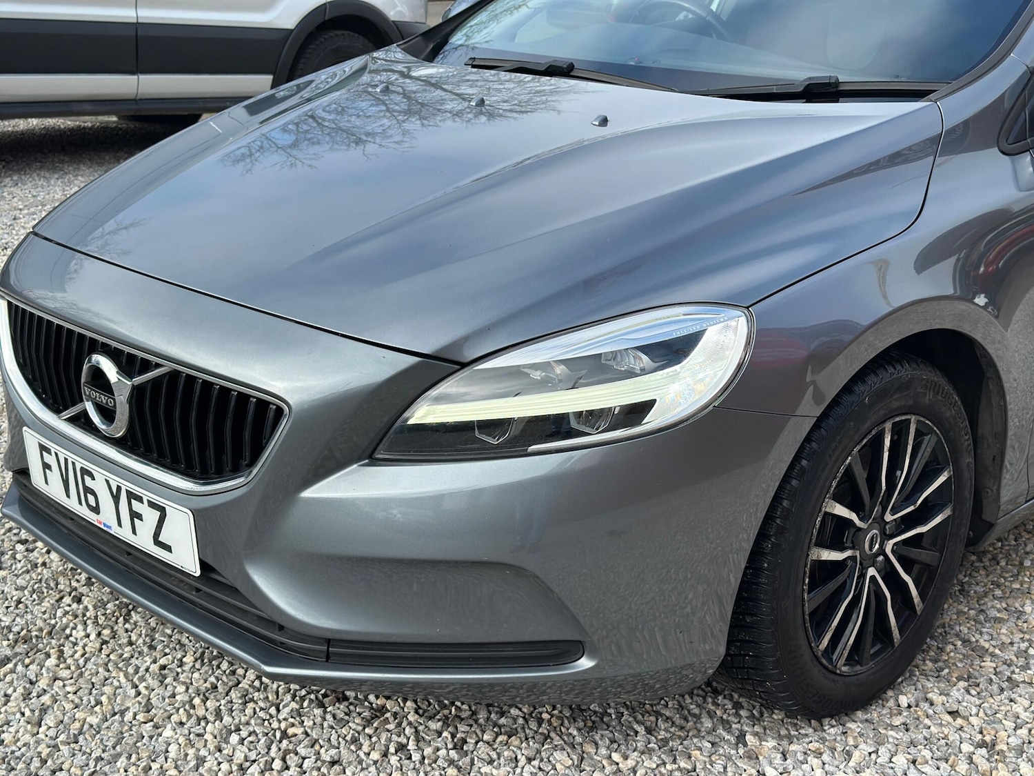 Used Volvo V40 for sale - 77753691: Photo 30