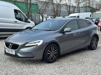 Used Volvo V40 2016 for sale - 77753691: Photo