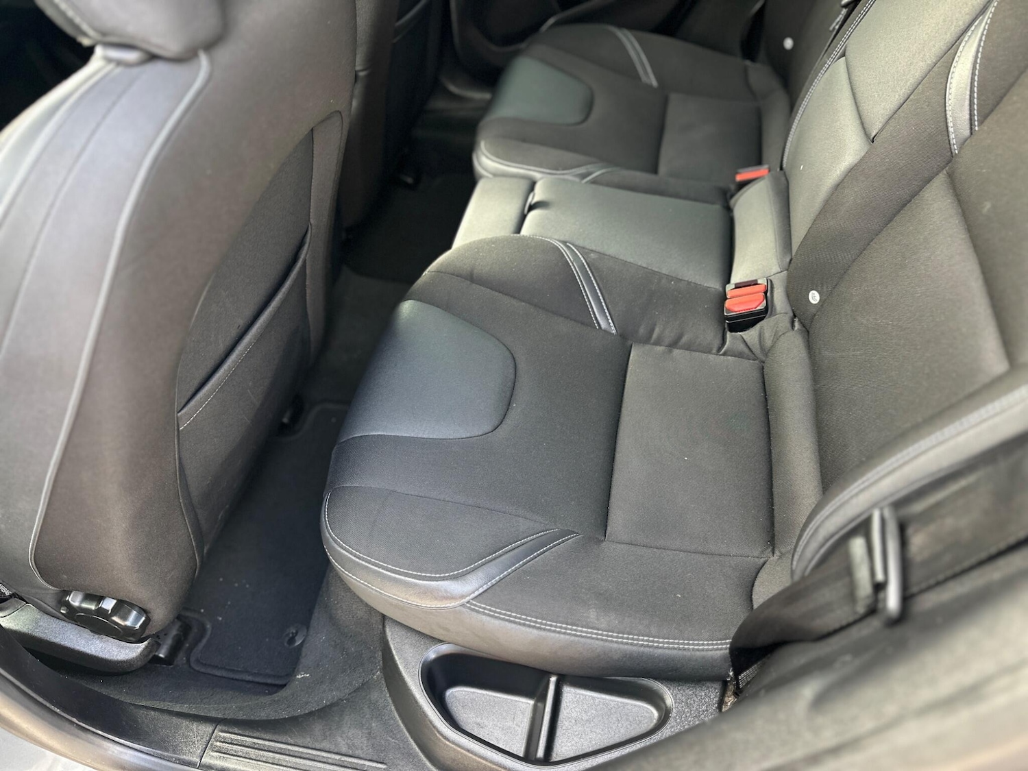 Used Volvo V40 for sale - 77753691: Photo 42