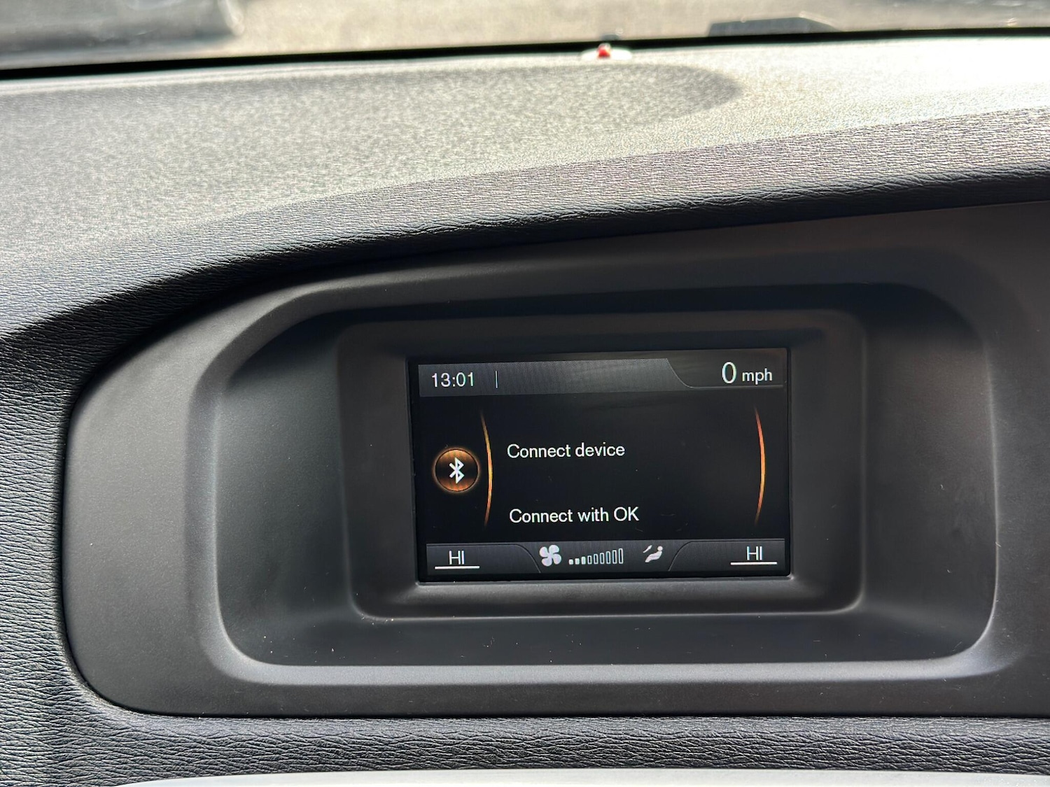 Used Volvo V40 for sale - 77753691: Photo 45