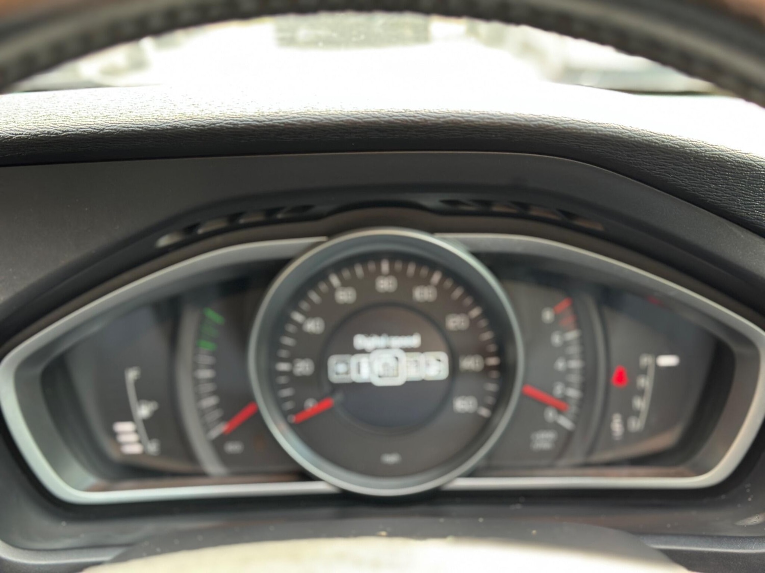 Used Volvo V40 for sale - 77753691: Photo 46